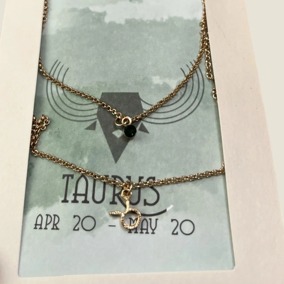 NWT Urban Outfitters Zodiac Taurus Necklace Set in Gold - Picture 1 of 4